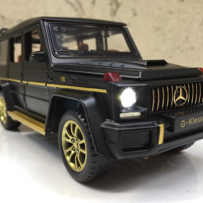 Mô hình xe ô tô Mercedes G63 Klessa tỷ lệ 1:32