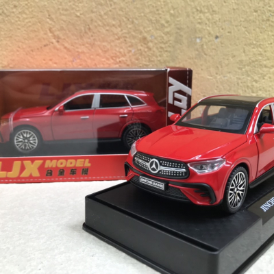 Mô hình xe ô tô Mercedes GLC 400e tỷ lệ 1:32