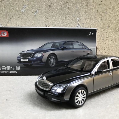 Mô hình xe ô tô MERCEDES Maybach S62 tỷ lệ 1:24