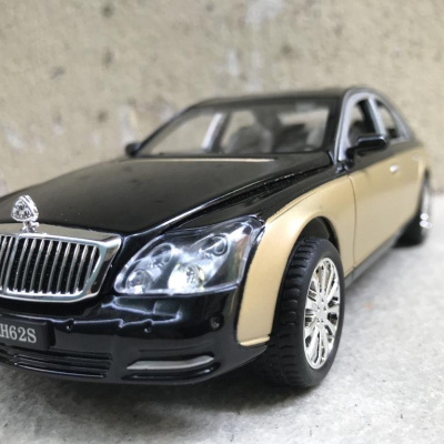 Mô hình xe ô tô MERCEDES Maybach S62 tỷ lệ 1:24