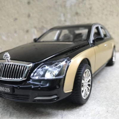 Mô hình xe ô tô MERCEDES Maybach S62 tỷ lệ 1:24