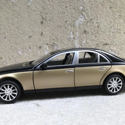 Mô hình xe ô tô MERCEDES Maybach S62 tỷ lệ 1:24