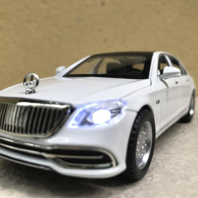 Mô hình xe ô tô Mercedes-MayBach S650 2022 tỷ lệ 1:32