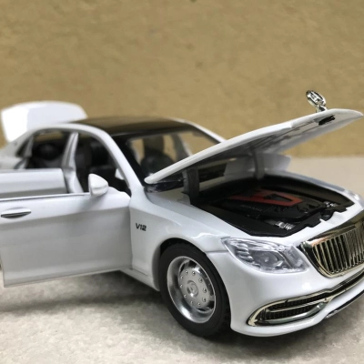 Mô hình xe ô tô Mercedes-MayBach S650 2022 tỷ lệ 1:32