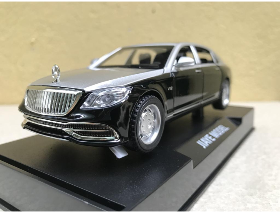 Mô hình xe ô tô Mercedes-MayBach S650 2022 tỷ lệ 1:32 Mô hình xe ô tô Mercedes-MayBach S650 2022 tỷ lệ 1:32