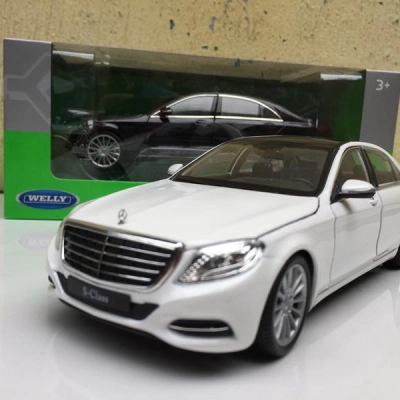 Mô hình xe Ô TÔ Mercedes  S600 tỷ lệ,1:24