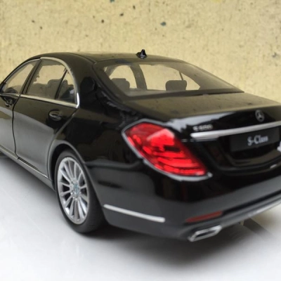 Mô hình xe Ô TÔ Mercedes  S600 tỷ lệ,1:24