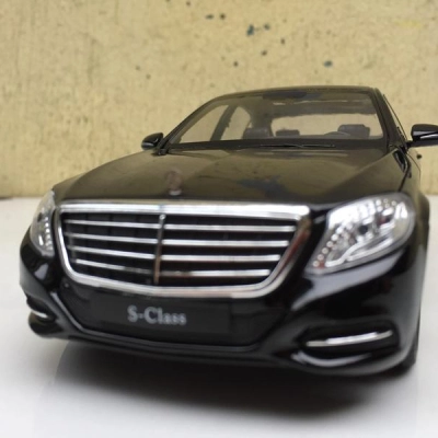 Mô hình xe Ô TÔ Mercedes  S600 tỷ lệ,1:24