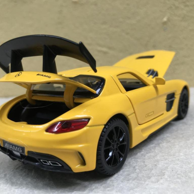 Mô hình xe ô tô Mercedes SLS AMG tỷ lệ 1:32