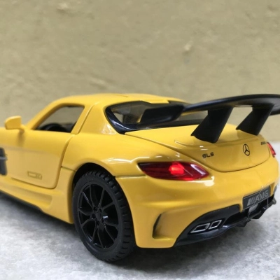Mô hình xe ô tô Mercedes SLS AMG tỷ lệ 1:32