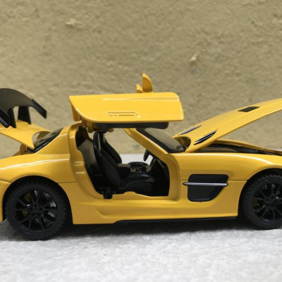 Mô hình xe ô tô Mercedes SLS AMG tỷ lệ 1:32