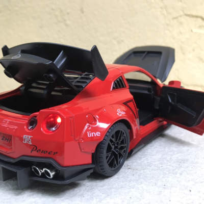 Mô hình xe Ô tô NISSAN GT- R tỷ lệ 1:24