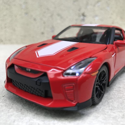 Mô hình xe ô tô NISSAN GT-R tỷ lệ 1:32