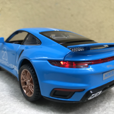 Mô hình xe ô tô Porsche 911 TurboS tỷ lệ 1:32