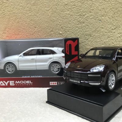 Mô hình xe ô tô Porsche Cayenne Turbo tỷ lệ 1:32