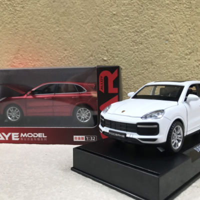 Mô hình xe ô tô Porsche Cayenne Turbo tỷ lệ 1:32