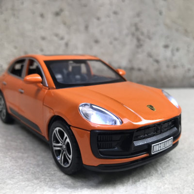 Mô hình xe ô tô Porsche MACAN tỷ lệ 1:32