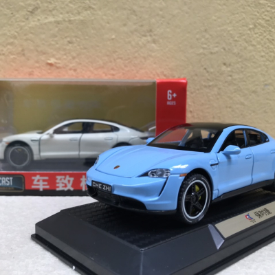 Mô hình xe ô tô Porsche Taycan tỷ lệ 1:32
