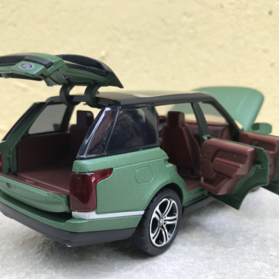 Mô hình xe ô tô Range Rover Vogue Hollmann tỷ lệ 1:32