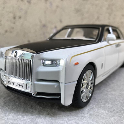 Mô hình xe Ô TÔ Rolls-Royce Phantom 2020 tỷ lệ 1:24