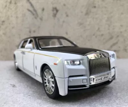 ​Mô hình xe Ô TÔ Rolls-Royce Phantom 2020 tỷ lệ 1:24