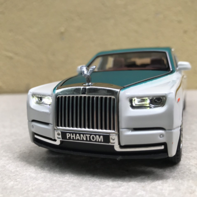 Mô hình xe Ô tô Rolls-Royce Phantom 2020 tỷ lệ 1:32