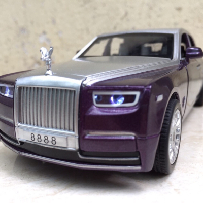 Mô hình xe Ô TÔ Rolls-Royce Phantom VIII tỷ lệ 1:32