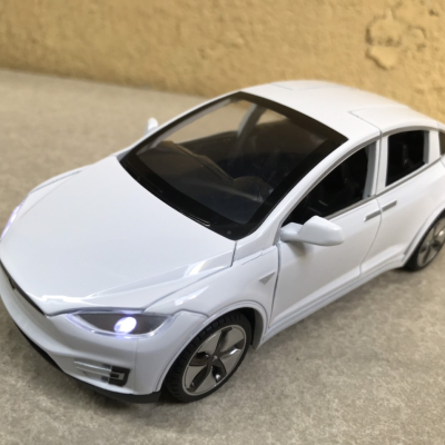 Mô hình xe ô tô TESLA Model 90X  tỷ lệ 1:32