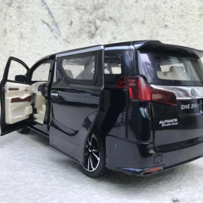 Mô hình xe ô tô Toyota Alphard Hybrid E-Four 2021 tỷ lệ 1:24