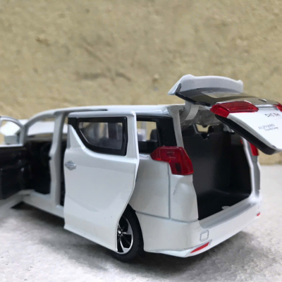 Mô hình xe ô tô TOYOTA Alphard  tỷ lệ 1:32