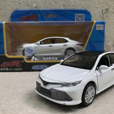 Mô hình xe ô tô TOYOTA CAMRY 2020 tỷ lệ 1:32