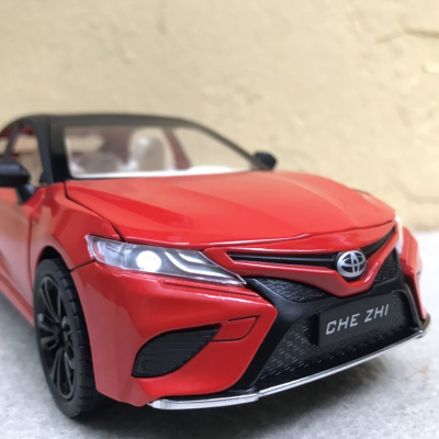 Mô hình xe ô tô TOYOTA CAMRY 2021 tỷ lệ 1:24