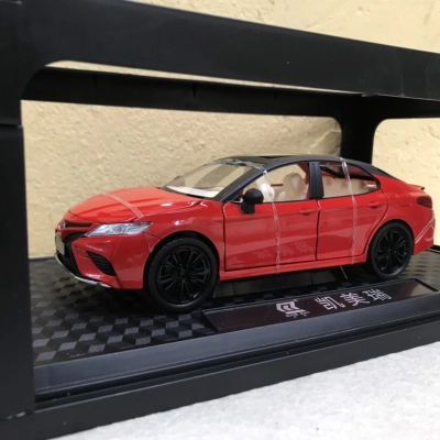 Mô hình xe ô tô TOYOTA CAMRY 2021 tỷ lệ 1:24