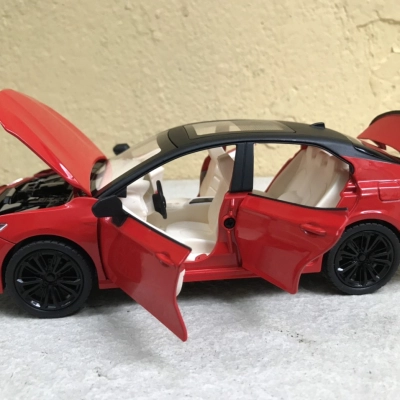 Mô hình xe ô tô TOYOTA CAMRY 2021 tỷ lệ 1:24