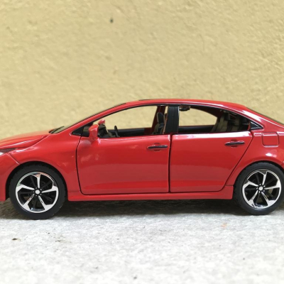 Mô hình xe ô tô TOYOTA Corolla 2021 tỷ lệ 1:32