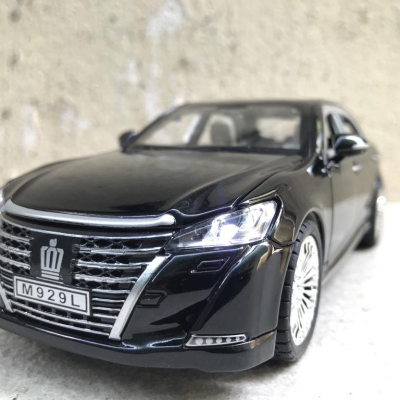 Mô hình xe ô tô TOYOTA CROWN 2020 tỷ lệ 1:24