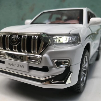 Mô hình xe ô tô TOYOTA PRADO TX tỷ lệ 1:24