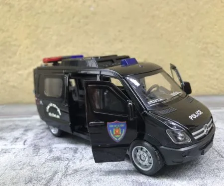 ​Mô hình xe Police CSCĐ Printer tỷ lệ 1:24