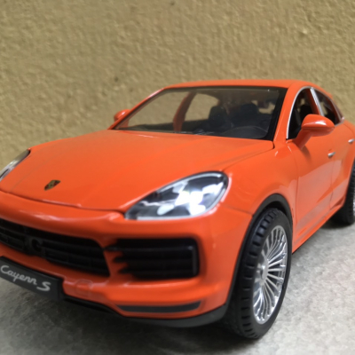 Mô hình xe Posrche CayenneS  tỷ lệ 1:24