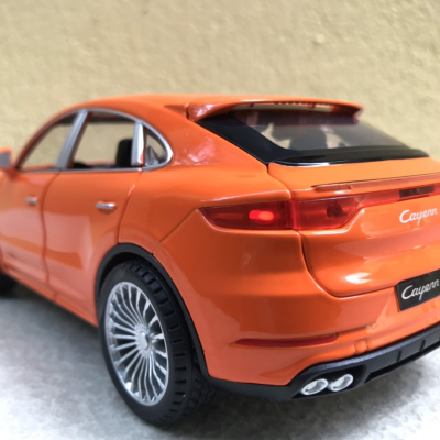Mô hình xe Posrche CayenneS  tỷ lệ 1:24