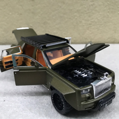 Mô hình xe Roll-Royce Phantom 6x6 tỷ lệ 1:32