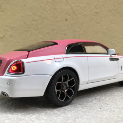 Mô hình xe Rolls-Royce Coupe Mansory tỷ lệ 1:24