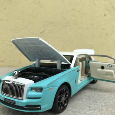 Mô hình xe Rolls-Royce Coupe Mansory tỷ lệ 1:32