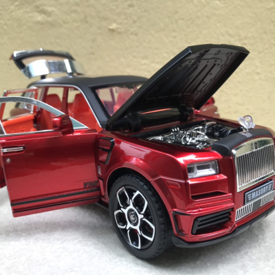 Mô hình xe Rolls-Royce CULLINAN Mansory  tỷ lệ 1:24
