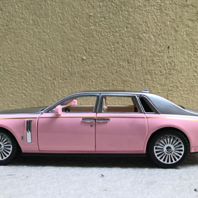 Mô hình xe Rolls-Royce Phantom MANSORY  tỷ lệ 1:22