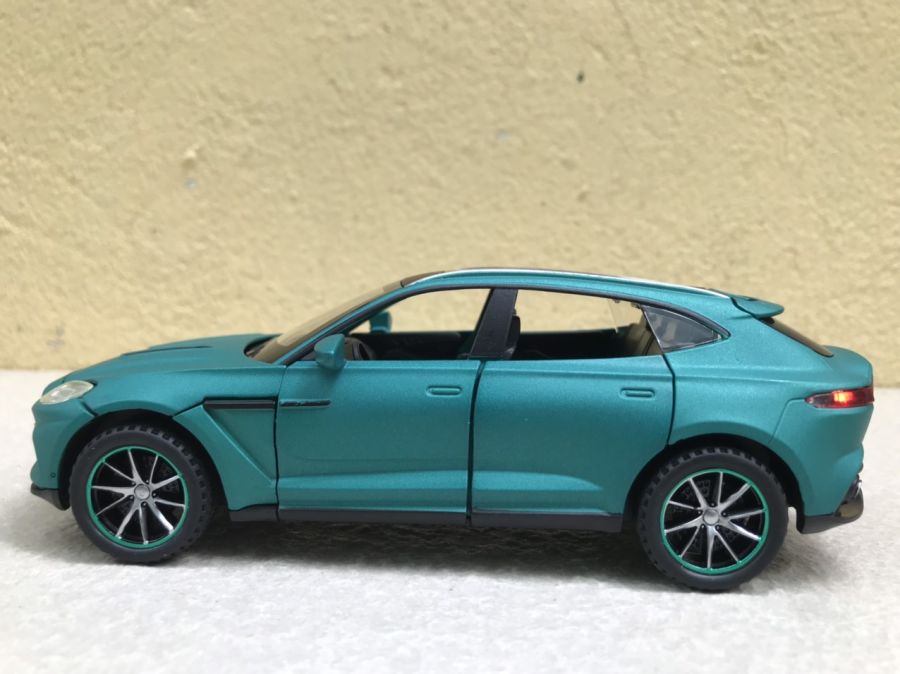 ​Mô hình xe SUV Aston martin DBX 2022 tỷ lệ 1:32