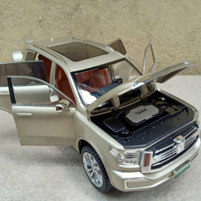 ​Mô hình xe SUV Tank 500 Hi4-T tỷ lệ 1:24