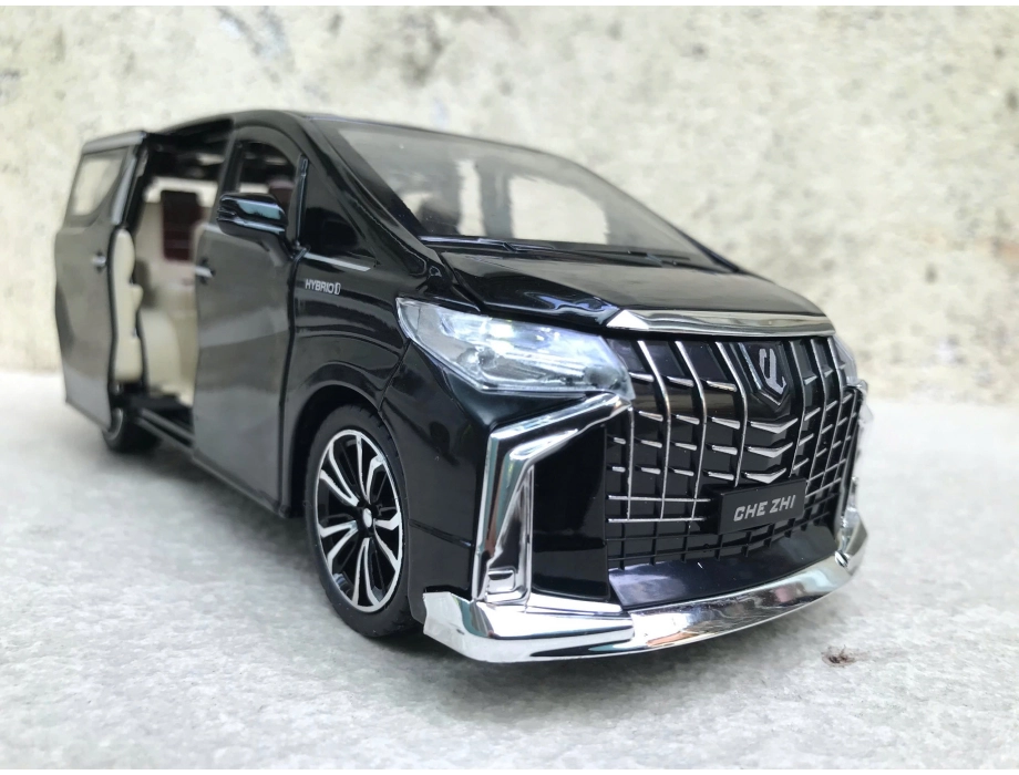 ​Mô hình xe Toyota Alphard Hybrid E-Four có Remote tỷ lệ 1:24 