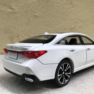 Mô hình xe TOYOTA AVALON 2022 tỷ lệ 1:24