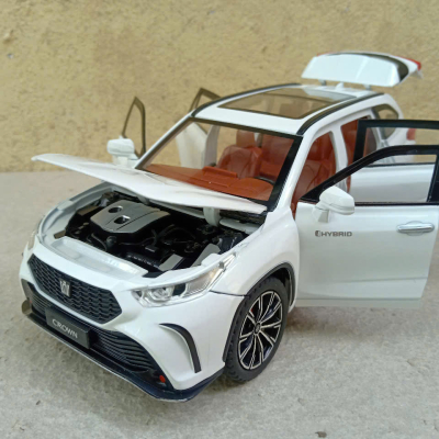 Mô hình xe TOYOTA Crown Kluger Hybrid 2022 tỷ lệ 1:24